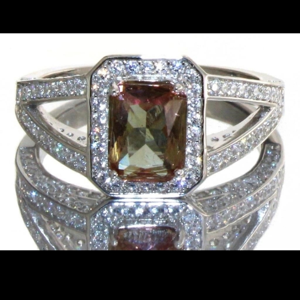Emerald Cut 2.00 ct Sultanite Designer Ring